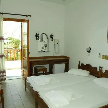 Armonia Hotel 3*