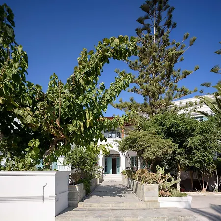 Armonia Hotel Kamari (Santorini)