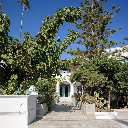 Armonia Hotel Kamari (Santorini)