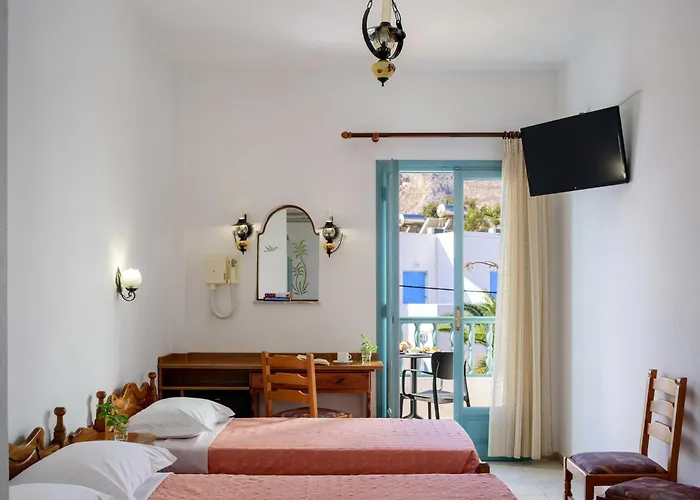 Armonia Hotel Kamari (Santorini)
