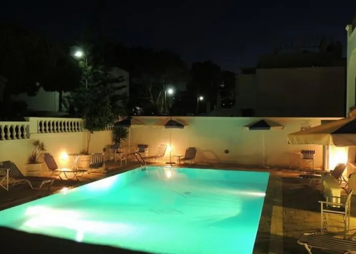 Armonia Kamari (Santorini)