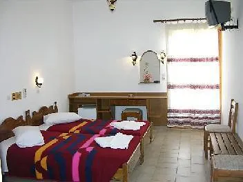 Armonia Kamari (Santorini)